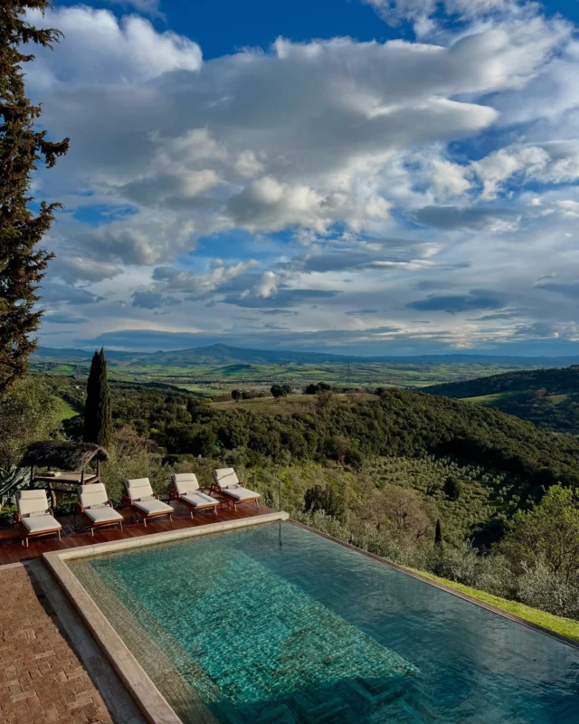 We don’t like to play favorites, but this Tuscan estate stands out at the top of our list… Castello di Vicarello just announced the opening of their 2 bedroom villa, and we are dying over the details. Here’s a collection of moments from our visit in March that have a permanent place in our favorites folder. 😍